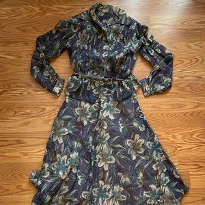Vintage 70s Stephan Casuals two piece purple floral dress and blouse set